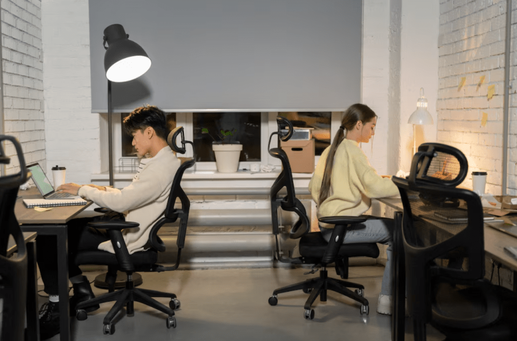 How Office Chairs Can Affect Collaboration in Startups